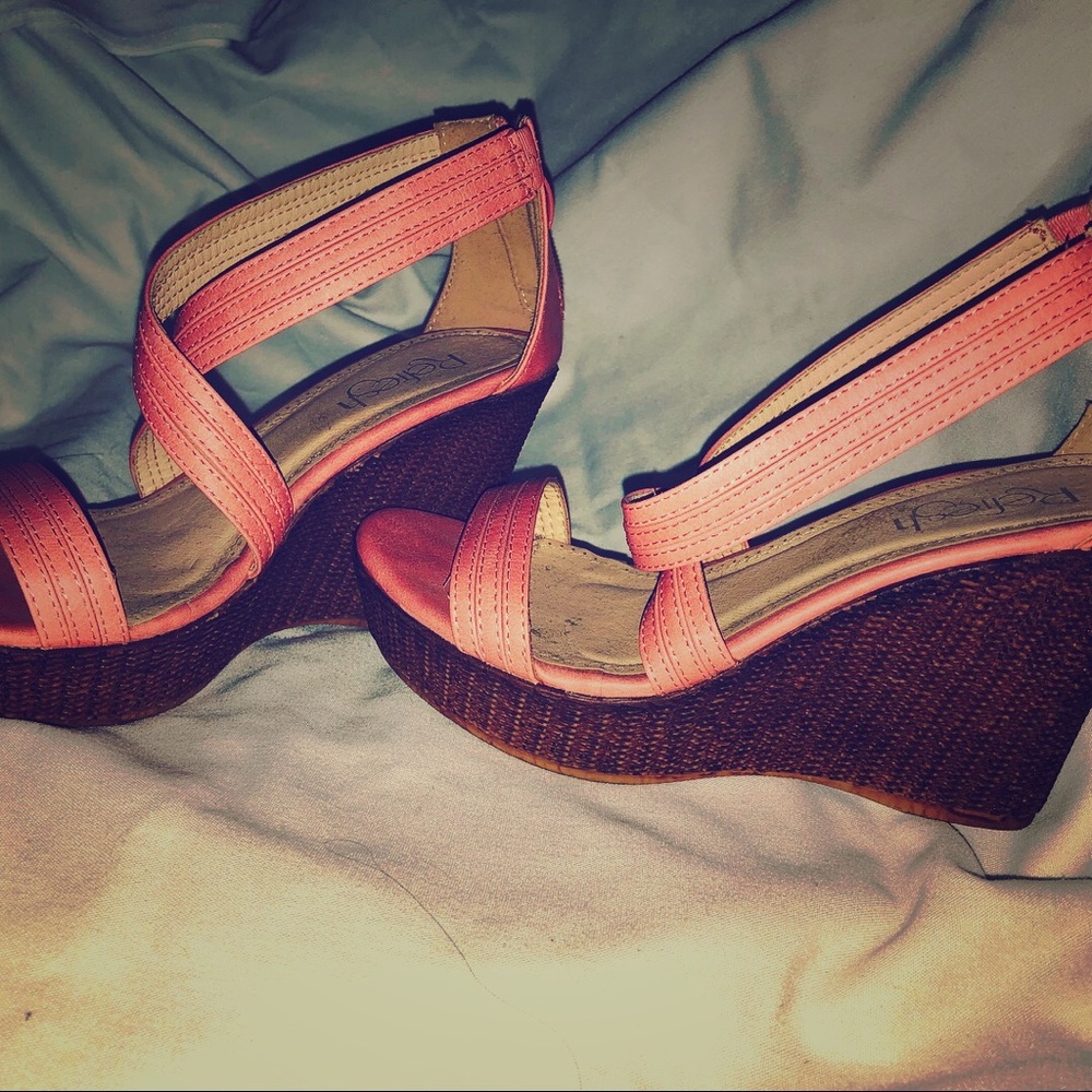 Platform sandals